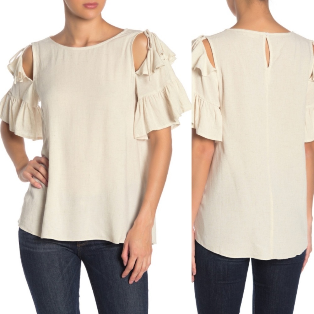 Flash sale🌟 Crew neck flounce sleeve blouse.